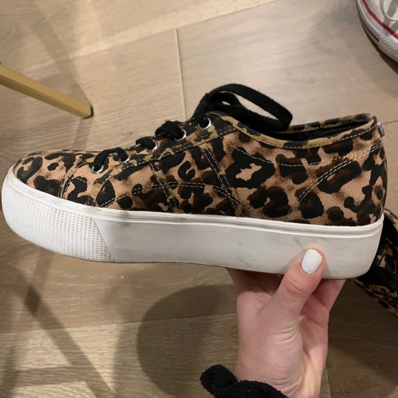Steve Madden Platform cheetah shoes - Picture 4 of 4